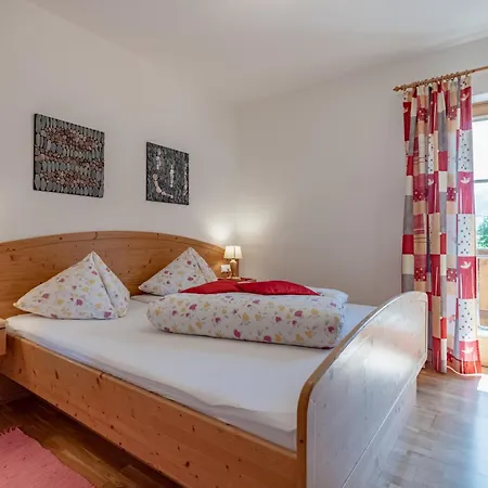 Genusshof Mesner Aktiv Apartment Liesing